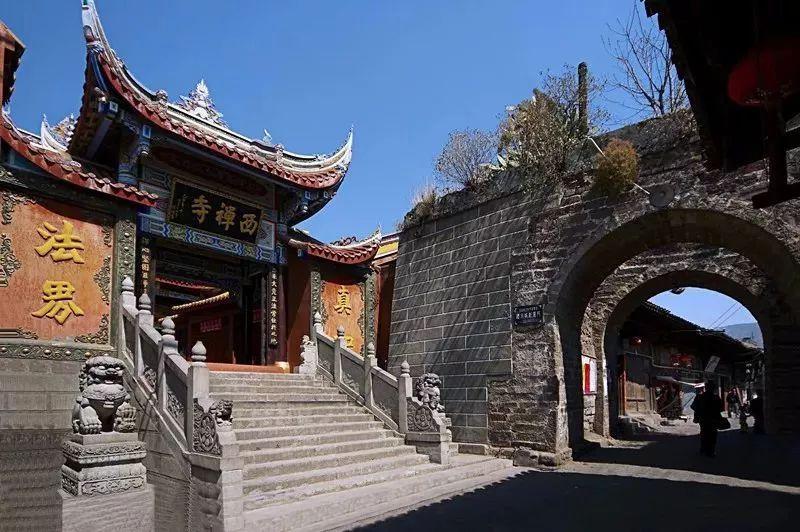 德佬:泽林斯基经纪人满是铜臭味,但那不勒斯提供的薪水比国米高